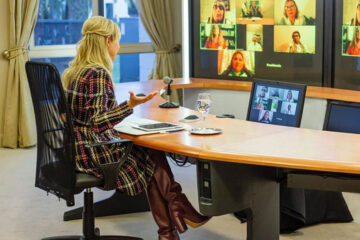 Fabiola Yáñez encabezó una reunión virtual con docentes de varias provincias (participaron desde Entre Ríos)