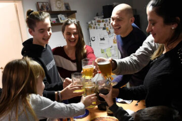 Advierten que la prohibición de las reuniones familiares y sociales será muy difícil de controlar (medidas en Entre Ríos)