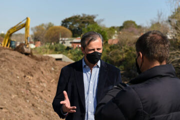 Obra de conectividad a la vera del arroyo Colorado