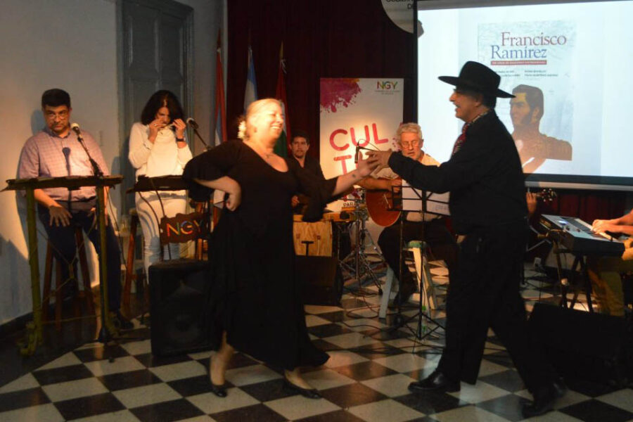 Contando y Cantando a Francisco Ramírez y la Entrerrianidad