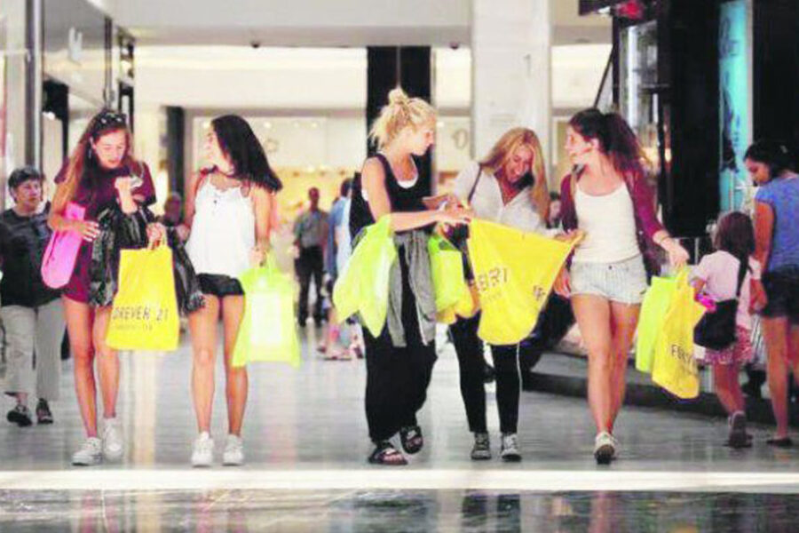 Efecto dólar: provincias esperan ahora llegada de tours de compras (Entre Ríos pide abrir fronteras)