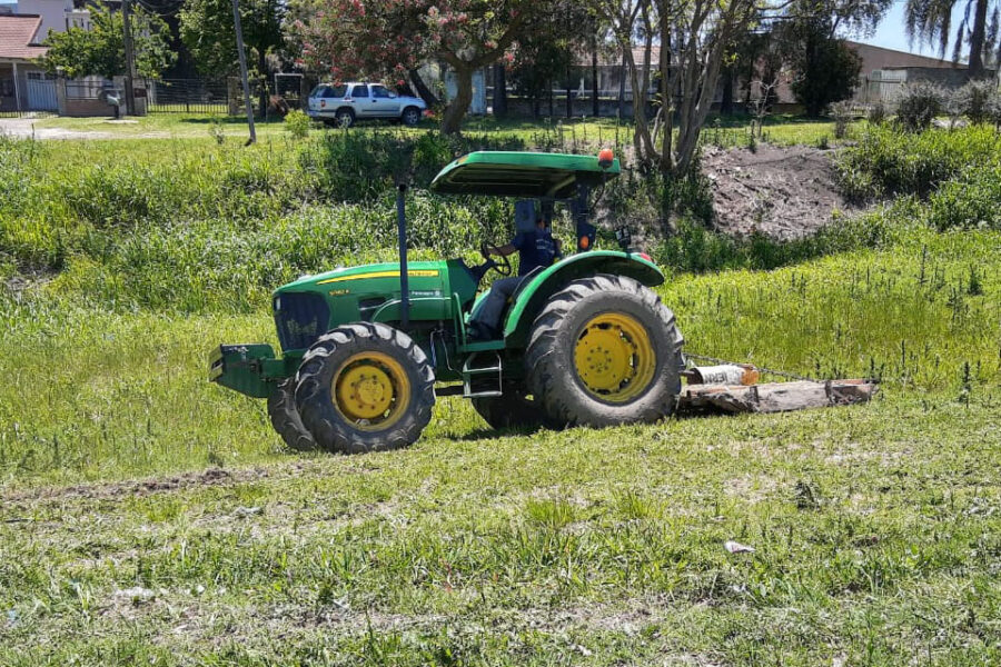 Mantenimiento y embellecimiento sobre ruta 12