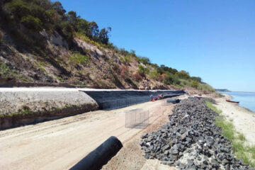 Obra en la costanera con fondos municipales