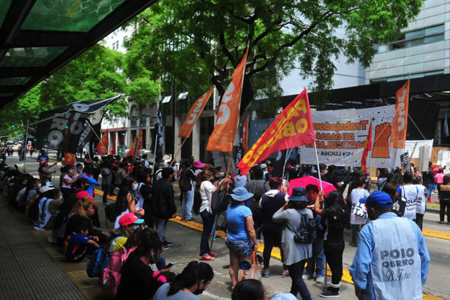 Personal doméstico: el aumento es del 28{10b083c464b21a2e5b96ab7d1950c6efda5949816d8d4b699d6508628a11a647} en 3 cuotas (sindicato entrerriano)