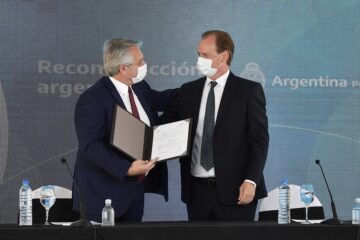 Apertura de sobres de la licitación para el aeropuerto de Concordia