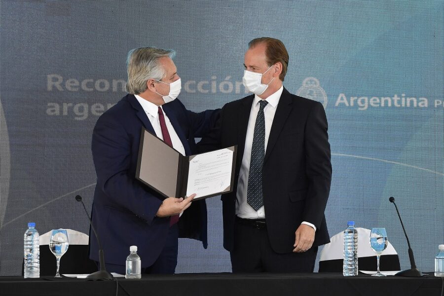 Apertura de sobres de la licitación para el aeropuerto de Concordia
