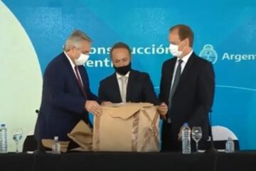 Alberto Fernández: “La pandemia volvió a florecer en Europa y tenemos que estar preparados” (Acto en Concordia)