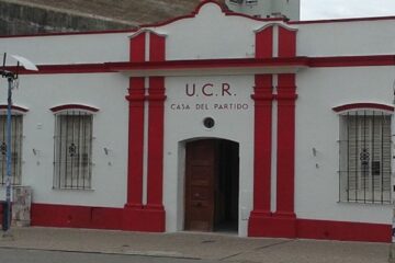 Default: La UCR durísima con Bordet