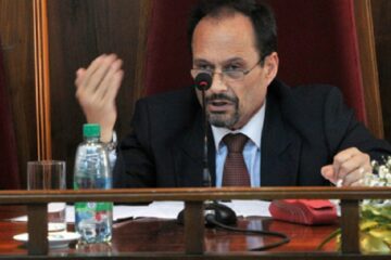 Conflicto de poderes por límites a la reforma