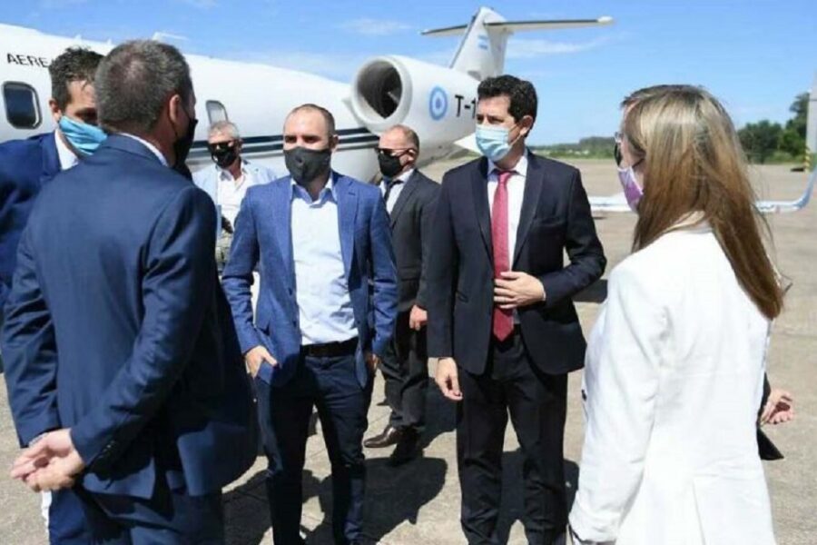 Eduardo “Wado” de Pedro y Martín Guzmán, de gira en el interior con agenda de “reconstrucción” (visita a Entre Ríos)