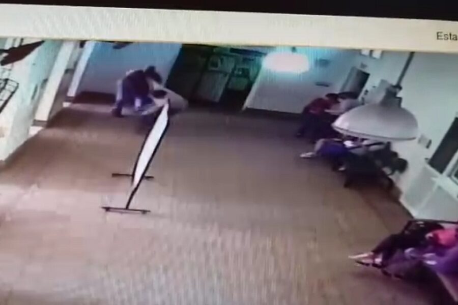 Denuncian al médico que viralizó su renuncia