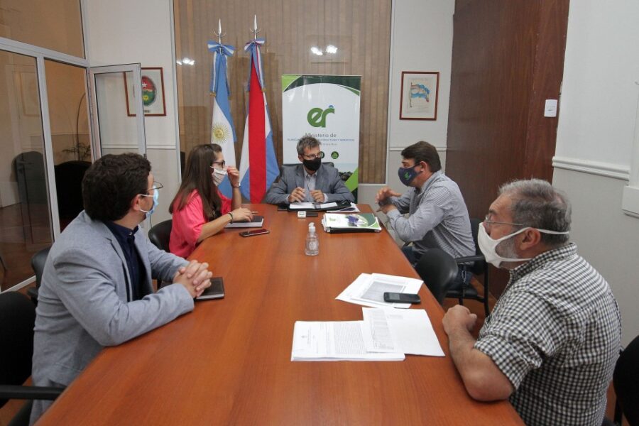 Entre Ríos firmó convenio para subsidio de 105 millones