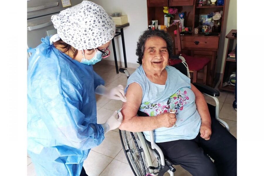 Entre Ríos abre la inscripción para vacunar mayores de 70