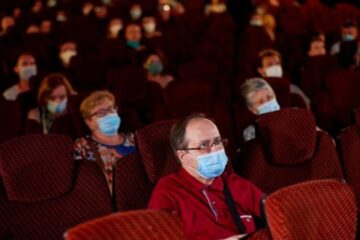 Vuelta de los cines en la Ciudad: esperan la aprobación del protocolo para reabrir salas (mención a Entre Ríos)