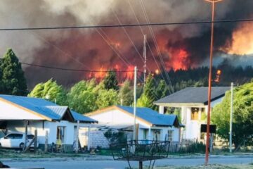 Bomberos entrerrianos van al sur a combatir incendios