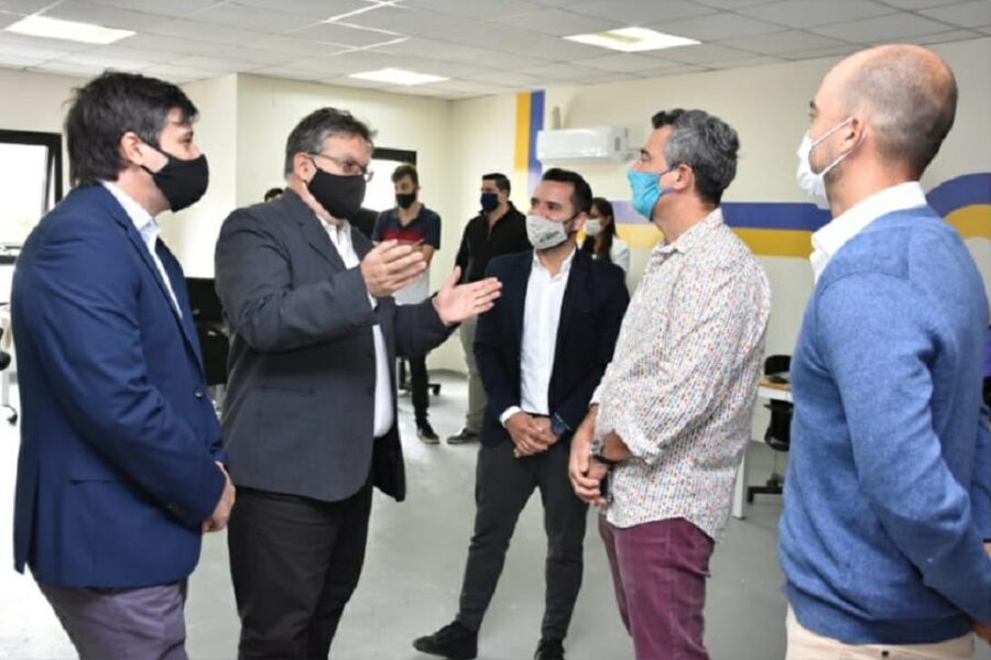 Empresa de software suma 20 jóvenes del Concordia Programa