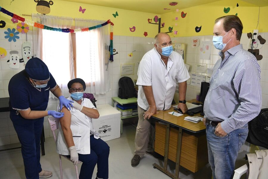 Bordet lanzó la campaña antigripal en toda la provincia