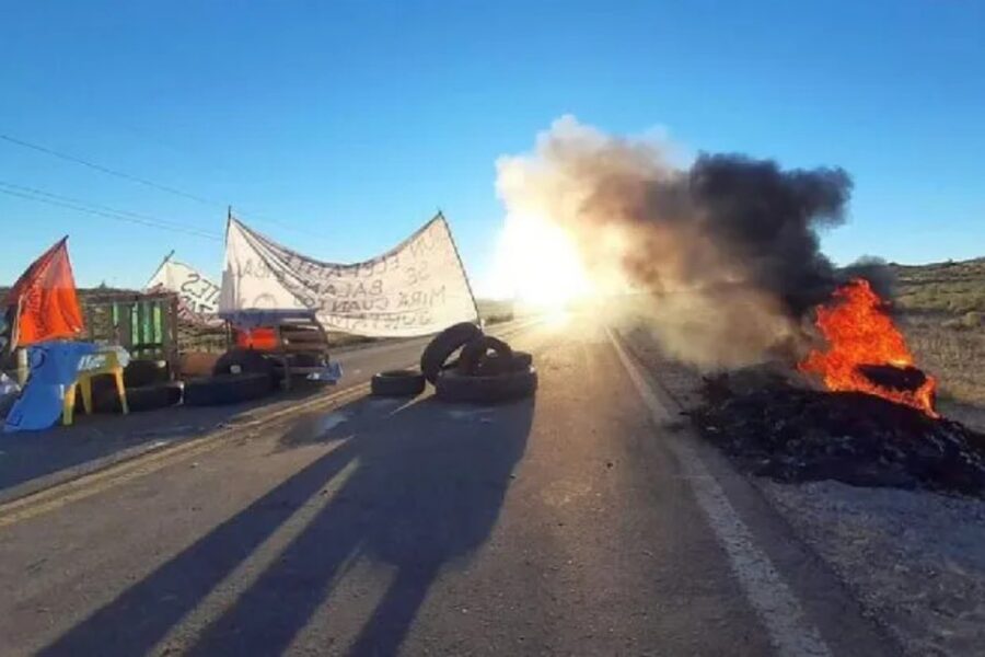 Piquetes en Vaca Muerta: pérdidas millonarias y… ¿falta de gas? (cortes en Entre Ríos)