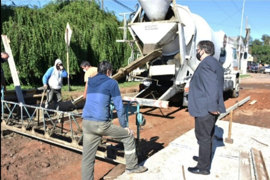 Las obras en la rotonda de Villa Adela en su etapa final