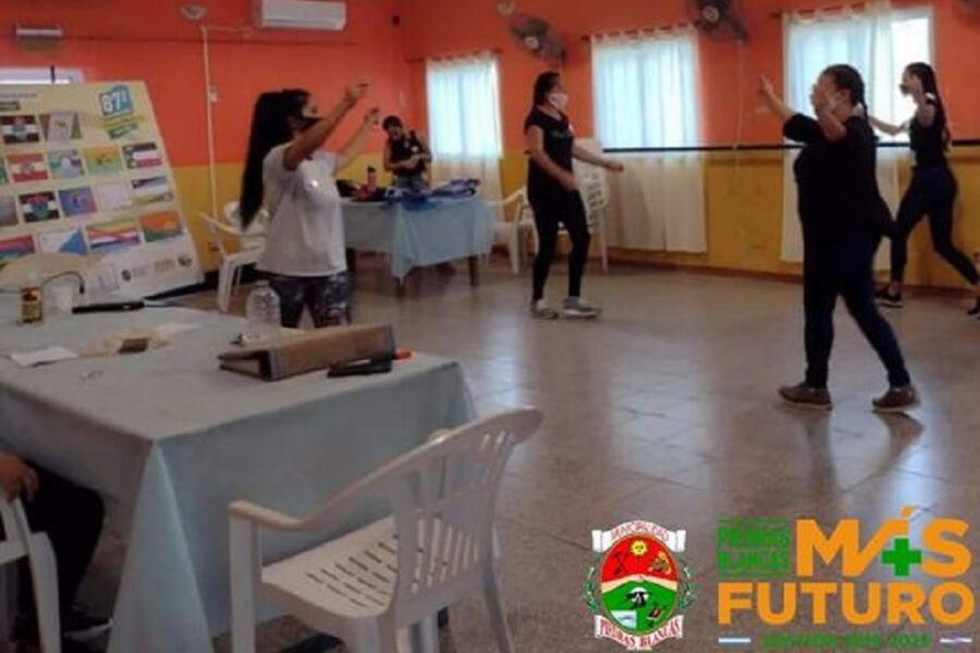 Convocan a profesores de danzas folclóricas