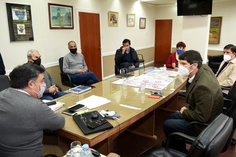 El Intendente recibió a autoridades del Palacio San José