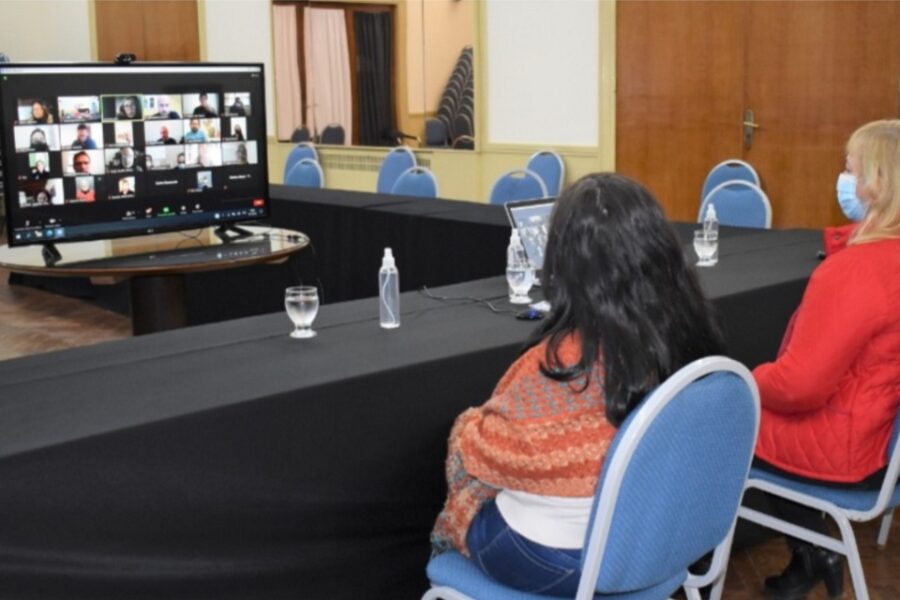 Impulsan el fortalecimiento de la Agricultura Familiar