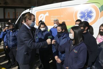 Bordet sobrevuela la polémica por la Pfizer