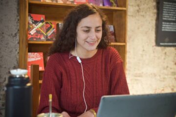 Otra vez Nadia Burgos será candidata por la izquierda