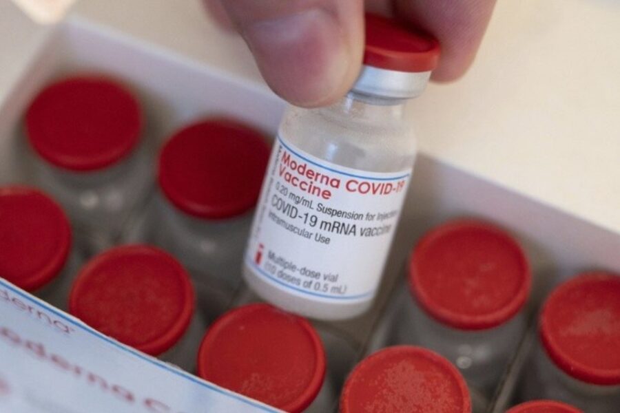 Firmaron por 20 millones de vacunas de Moderna