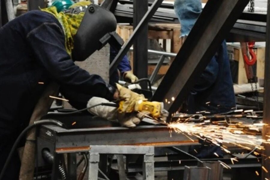 La industria metalúrgica creció 45{10b083c464b21a2e5b96ab7d1950c6efda5949816d8d4b699d6508628a11a647} interanual en mayo: qué sectores ayudan a la recuperación (mención a Entre Ríos)