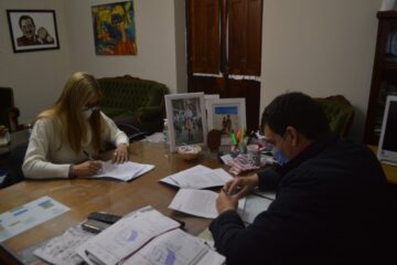 Firman convenio con el Ministerio de la Mujer