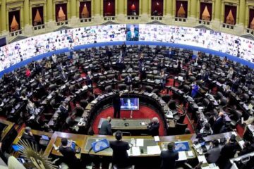 La elección en diez provincias le puede dar mayoría al kirchnerismo (incluye Entre Ríos)