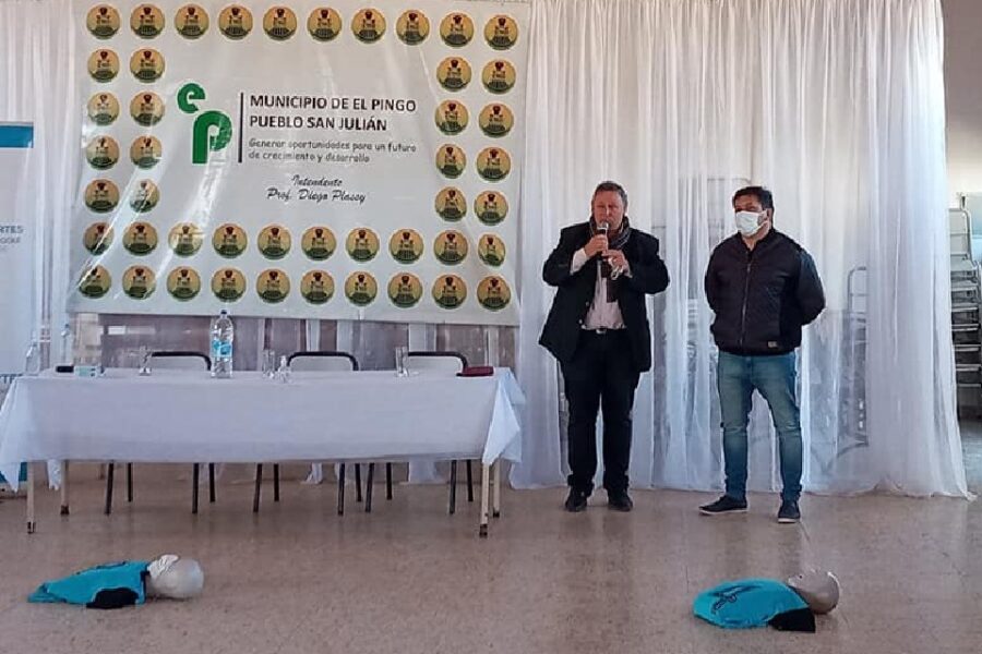 Capacitaron en RCP, primeros auxilios y manejo de DEA