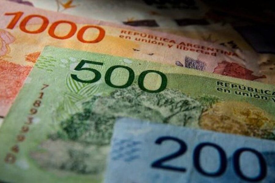 El Frente de Todos presentó un proyecto para subir los salarios por decreto (mención a diputado por Entre Ríos)