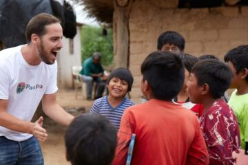 El ángel de la guarda de niños wichis y guaraníes (mención a Entre Ríos)