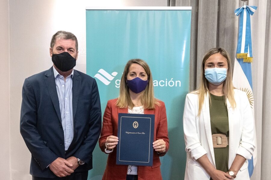 Impulsan una ley para que alumnos y docentes tengan un descuento del 50{10b083c464b21a2e5b96ab7d1950c6efda5949816d8d4b699d6508628a11a647} en el boleto interurbano