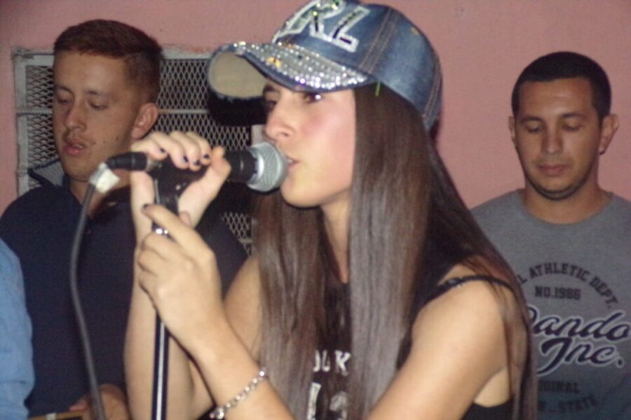 Artista local participó de “Voces que unen”