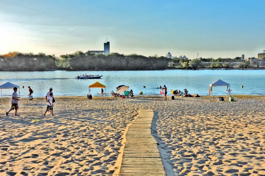 Feriado de fin de semana largo: 5 escapadas a menos de 300 kilómetros de Buenos Aires (incluye destinos entrerrianos)