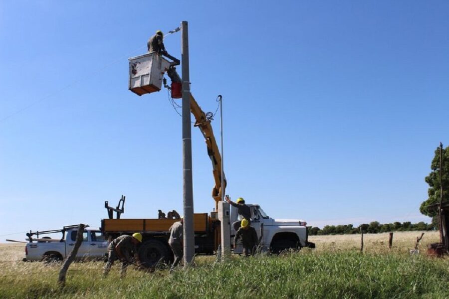 Se acordó la obra de tendido eléctrico en 22 lotes habitados