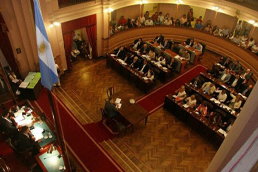 Buscan reglamentar el Juicio Político