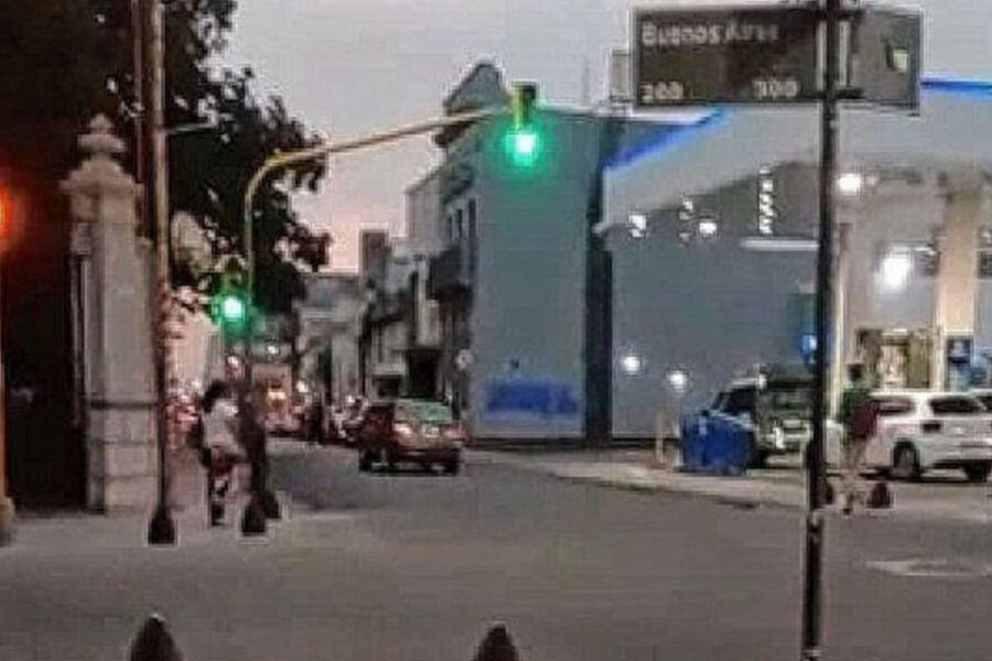 Suspenden la licencia al remisero que arrastró a inspector (en Paraná)