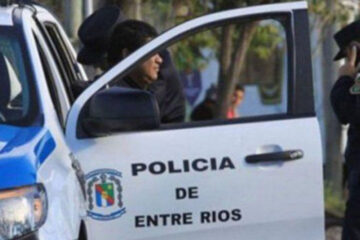 Les robaron por tercera vez y sospechan de la policía
