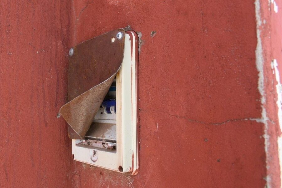 Vandalizaron un centro de salud en Entre Ríos y arruinaron vacunas contra el coronavirus