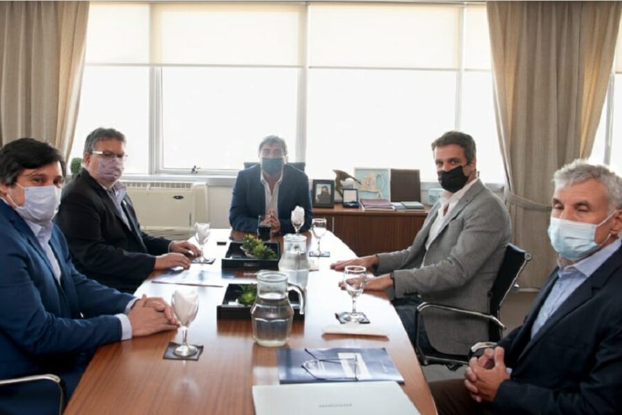 Gestionan mejoras en la conectividad a internet