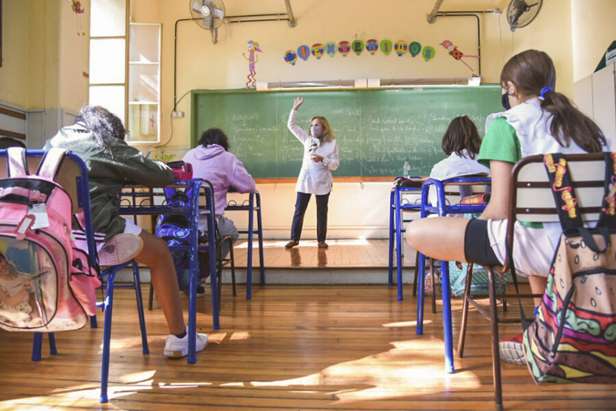 Paritarias: el Gobierno arranca discusión con los docentes y blanquea la pauta salarial (Mención a Entre Ríos)