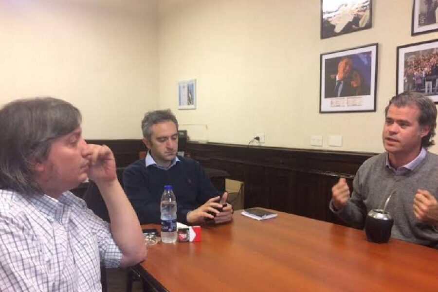 Ahora Piaggio contra Alberto Fernández