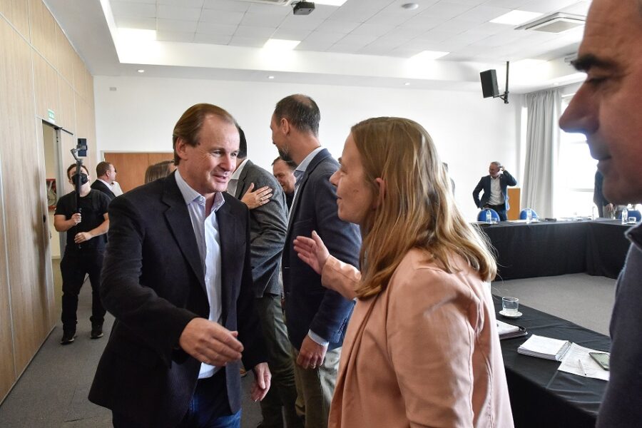 Bordet avanzó con los intendentes de Juntos en una agenda de obras para los municipios