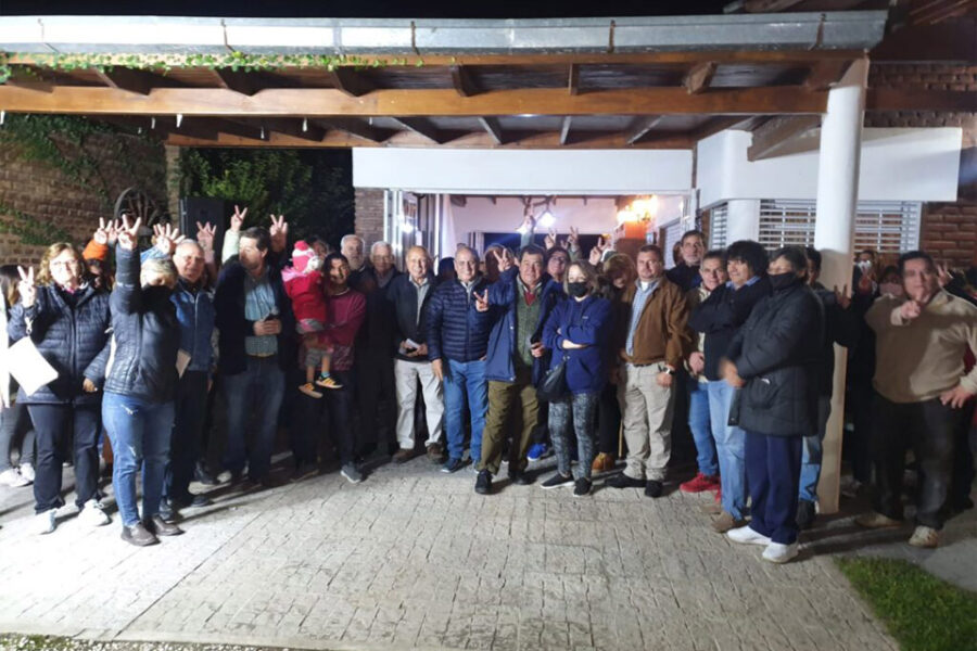 Más dirigentes del PJ reclaman internas