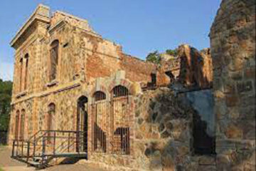 (Mención a localidad enrerriana) Todos los secretos del Castillo de San Carlos: la génesis de El Principito