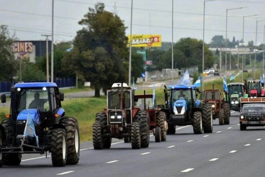 (Mención a dirigente entrerriano) Presentaron una medida cautelar para que no se obstaculice el tractorazo del campo en Plaza de Mayo